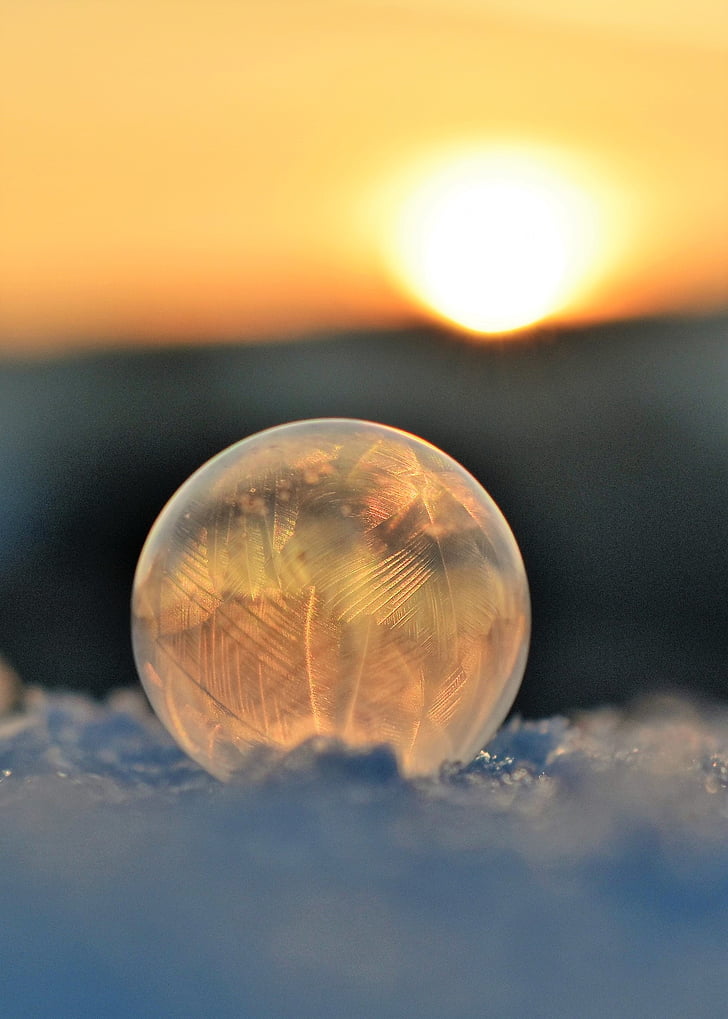 Seifenblasen, gefroren, Frozen bubble, Eiskristalle, winterliche, Kälte, Kugel