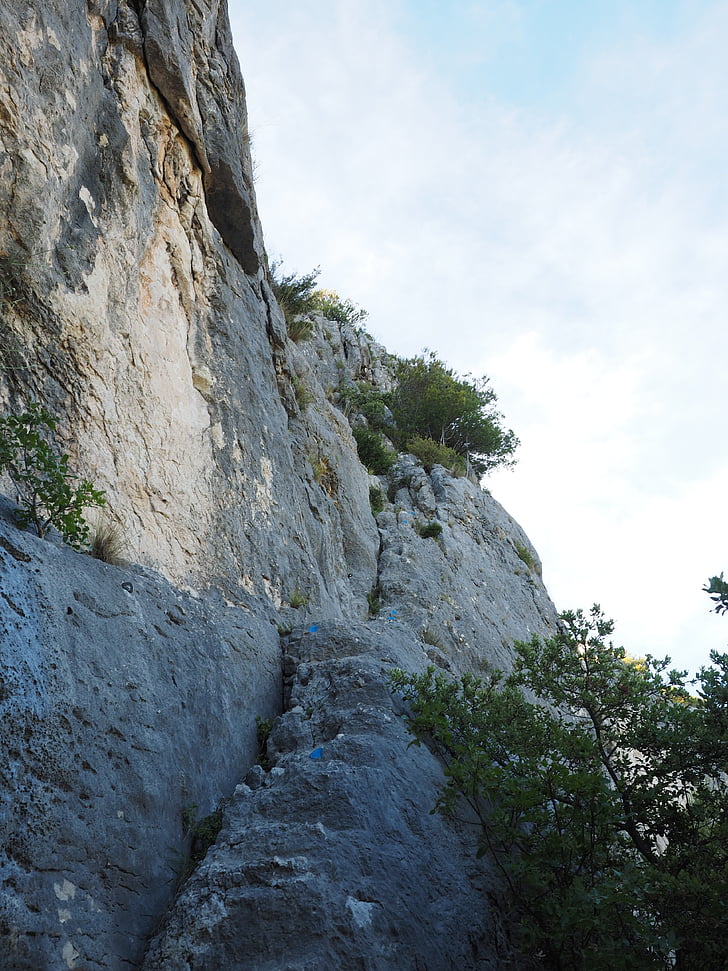 área de Karst, Karst, roca, Francia, Provenza, Fontaine-de-vaucluse, pared de roca