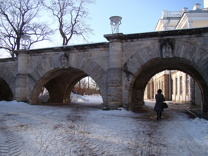 den palace ensemble Tsarskoje selo, Ryssland, väggen, Arch, lykta, vinter, snö