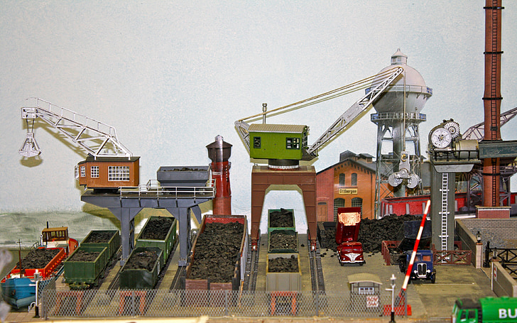 modelo layout, guindastes de modelo, guindastes de cais, pátio de carvão, bunkers, carregamento de carvão, vintage modelo industrial