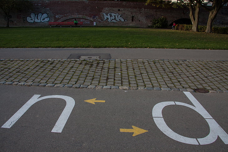 way, cycle path, walk, arrows, mark, n, d