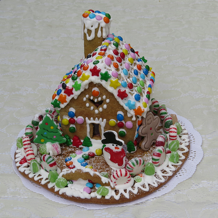 gingerbread house, pastry, gingerbread, decoration, christmas, candy, sweet