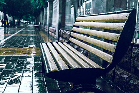 klupa, prazan, kolnika, kiša, mokro, na otvorenom, ulica