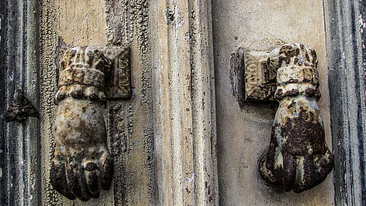 knocker, door, rusty, aged, weathered, old, village