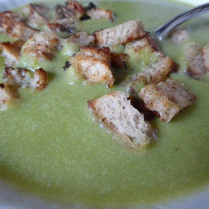 soup, stew, pea soup, starter, food, croutons, bread