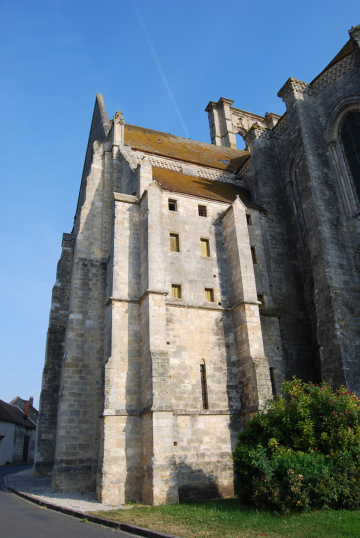 Crkva, Francuska, vjerski objekt
