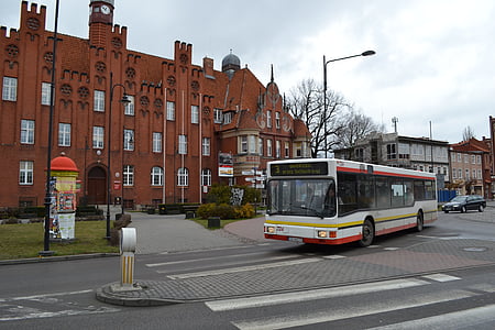 Tczew, város, a városháza, busz, Lengyelország