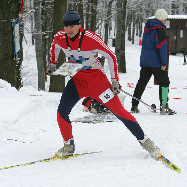 biathlon, competitor, athlete, skiing, cross country, rifle, sport