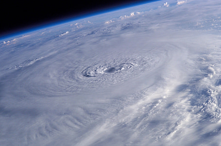 l’ouragan lili, station spatiale internationale, Terre, océan Atlantique, 2002, Storm, catégorie 4