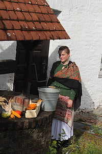 Farmerova žena, Fontana, povrće, srednji vijek