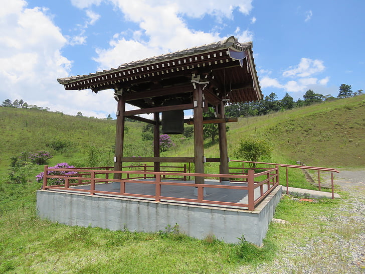 Bell, buddhalainen temppeli, ibiuna são paulo