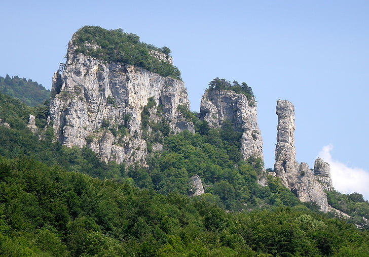 allèves, Haute-savoie, Franciaország, túrák saint jacques, sziklák, hegyre néző, szikla