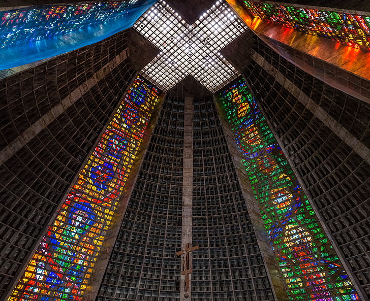 Iglesia, interior, luz, manchas, de la mancha, multi coloreada, vista de ángulo bajo