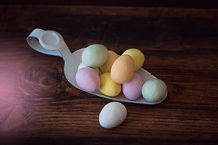 telur, telur cokelat, warna-warni telur, telur dengan frosting, warna-warni, warna, permen