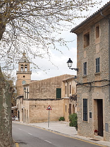 Randa, ciems, Mallorca, ceļu satiksmes, gatve, baznīca, ciemata centrā