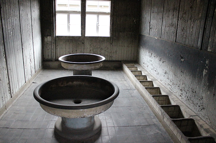 концентрационен лагер, затвор баня, затвор, умивалник, мрачно, празен