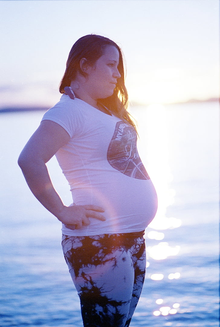 sunset, girl, mother, pregnant, lake, lensflare, people