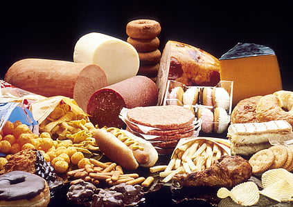 alimentos gordos, pastelaria, queijos, chocolate, fornecedor de mantimentos, carne fria, batatas fritas