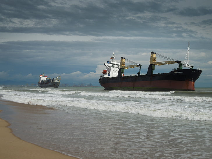 stranded, wreck, ship, beach, sea, forward, water