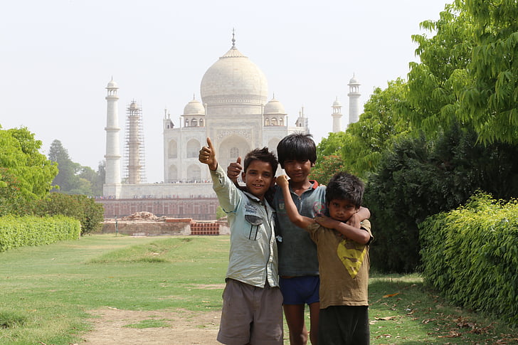 Taj mahal, Indianie, dzieci, Indie, mehtab bagh, Agra, podróży