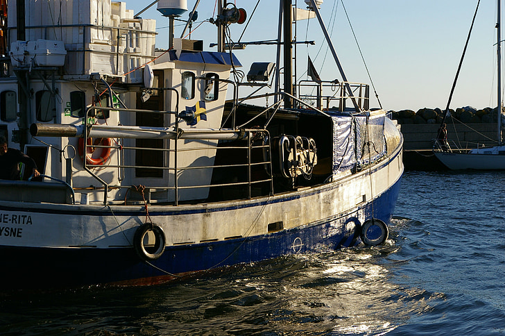 ribiško ladjo, ribiči, pristanišča, plovila z vlečnimi mrežami