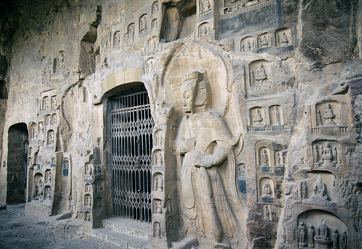 Shiku храм захоронение, пещерный храм, Статуя