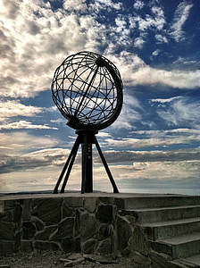 Nordkapp, Norveška, globus, nebo