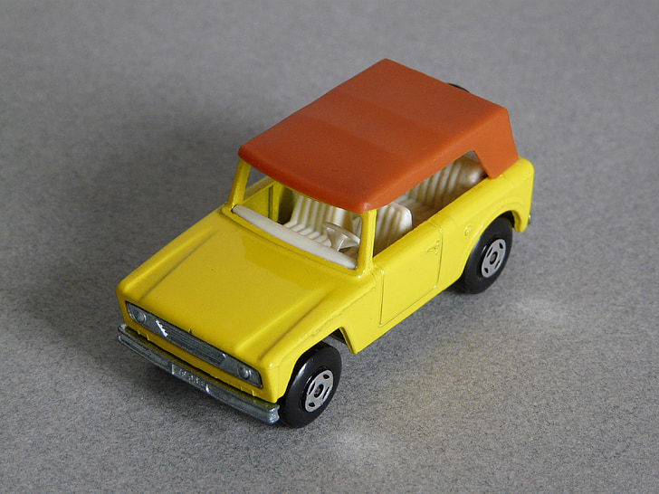 hračka, malé autá, zmenšené modely, miniatúrne autá, žltá