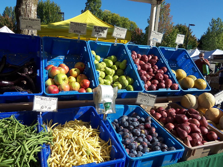 verdures, mercat dels agricultors, verdures del mercat, verdures, fruita, peres, prunes