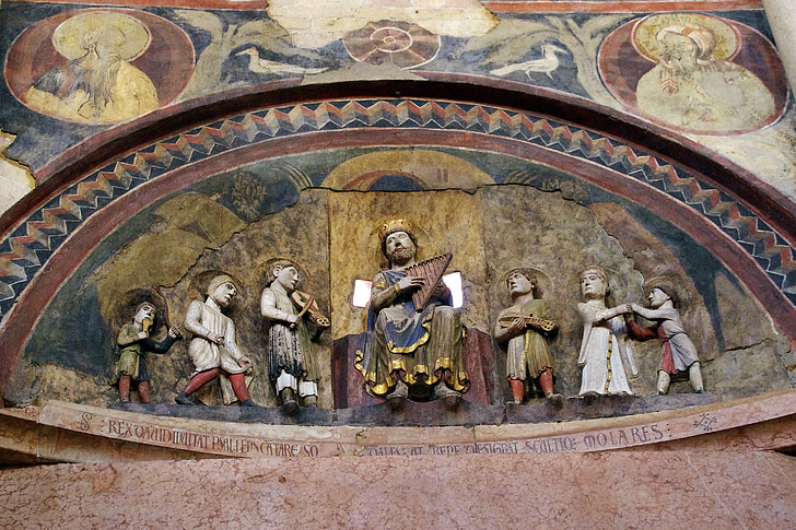 Parma, Baptistère, lunette, haut-relief, le roi david, Italie, Émilie-Romagne