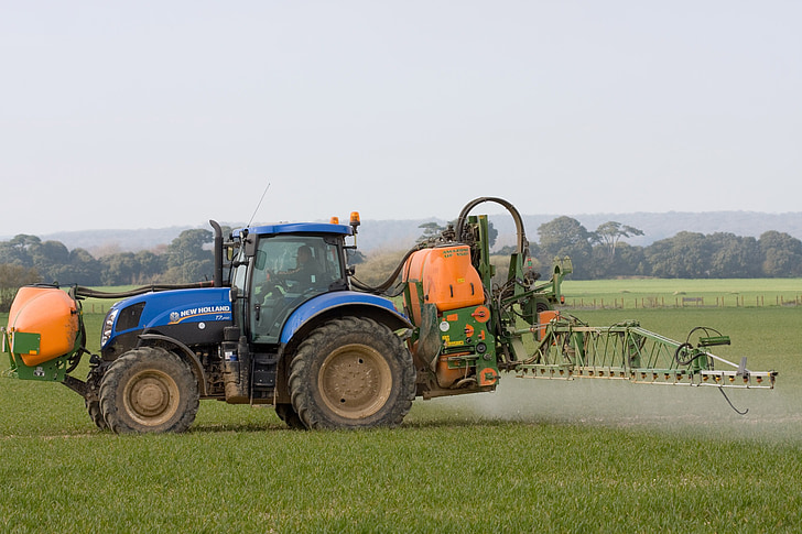 tractor, spraying, crop spraying, crops, farmland, farm, close-up