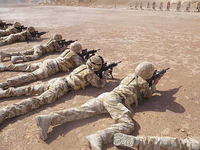 Afganistán, campo de tiro, militar, operativos visitas, tropas, soldados, formación