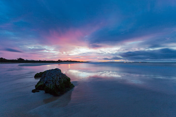 iki saulėtekio, smėlio, atspindys, Ujung kilmės pakrantėje, Javos salą, Indonezija, ramybė