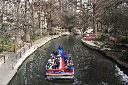 tourists, barges, siteseeing, boat, travel, river, riverwalk
