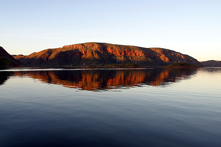 Lac argyle, Australie, eau, mise en miroir, tombée de la nuit, réflexion