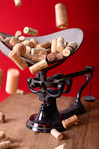 wine, corks, bottle, winery, wood - Material, old-fashioned, cork - Stopper