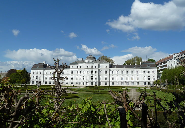 Palais Augarten, Wien, Palast
