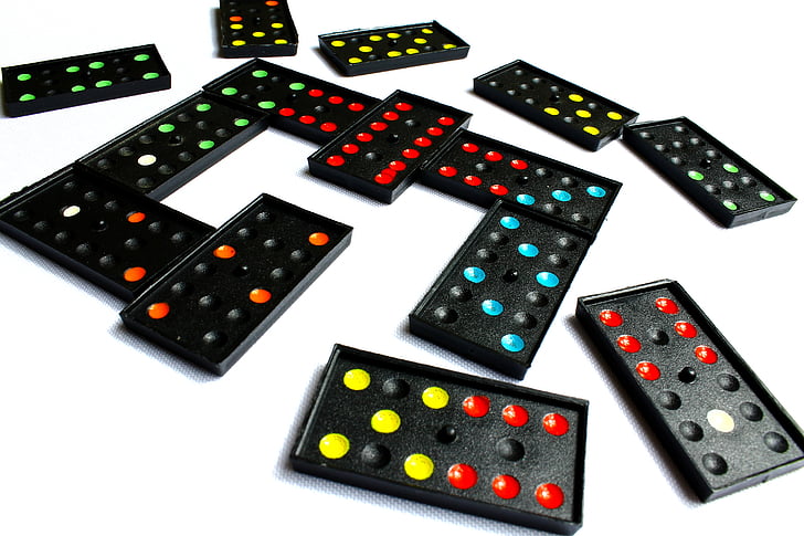 Domino, trò chơi, trò đùa, đá Domino, kêu vang, đầy màu sắc