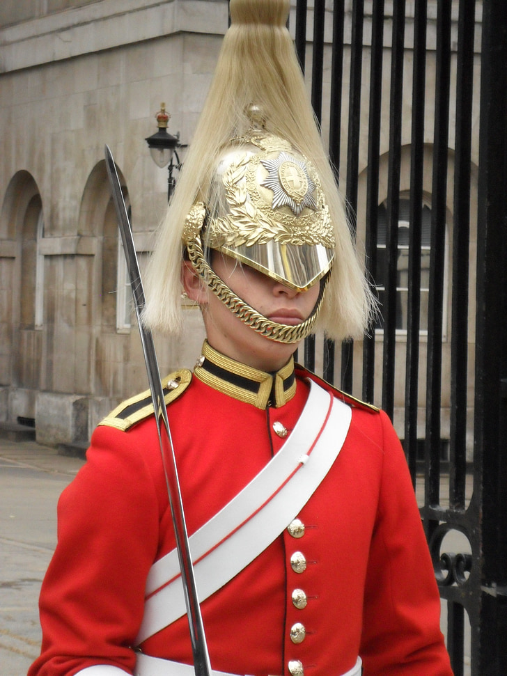 soldier, england, weapon, helmet, uniform, watchman, guard