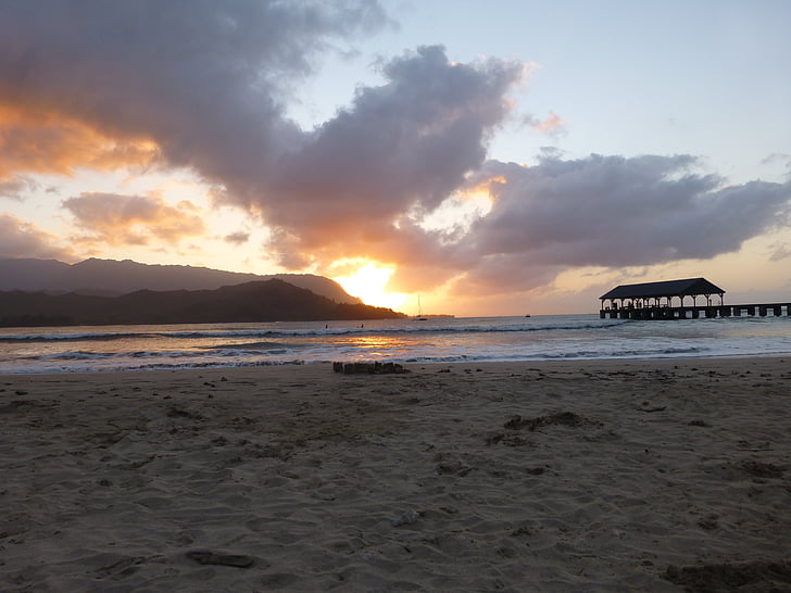 Kauai, Hawaii, spiaggia, sabbia, tramonto, nuvole, sole di regolazione