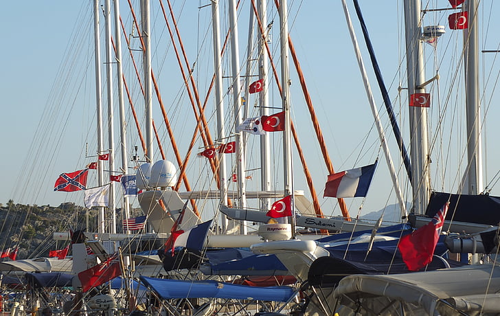 Turkų, prieplaukos, Buriavimas uosto, valtys, vėliavos, Turkija, jūrų laivas