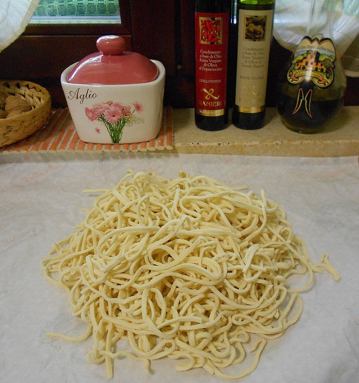 pasta, fersk pasta, hjemmelaget, kjøkken, mat, ragu, deigen