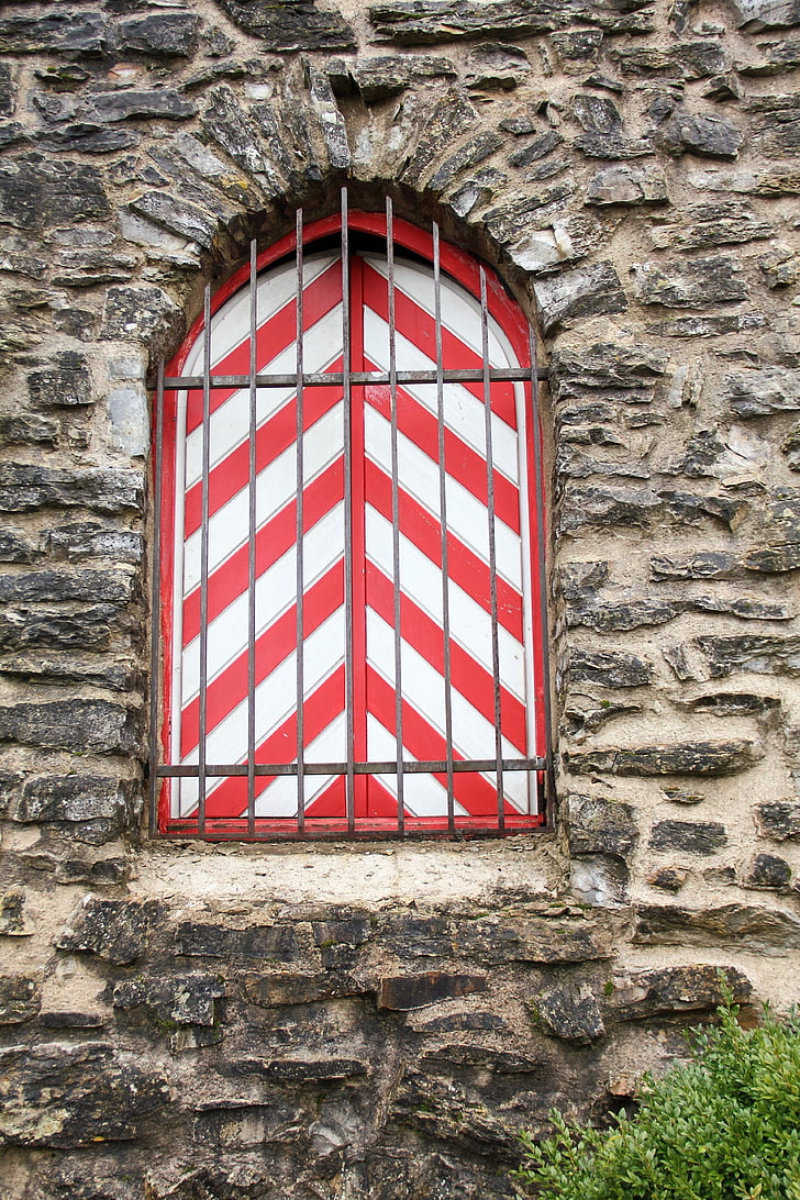 finestra, Castell, paret, ratlles, vermell blanc, quadrícula