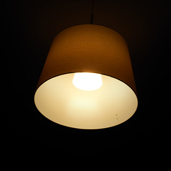 lampe, lys, belysning, taklampe, stue, lampeskjerm