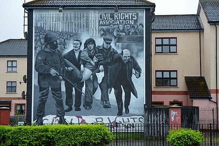 het platform, beleid, muurschildering, oorlog, Ierland, Derry