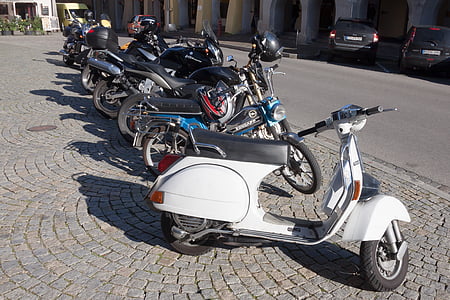 Motorlu scooter, Vespa, kült, Motosiklet, Park, serisi, eğlenceli