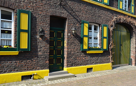 bangunan, fasad, kuning, hijau, Umur, arsitektur, jendela