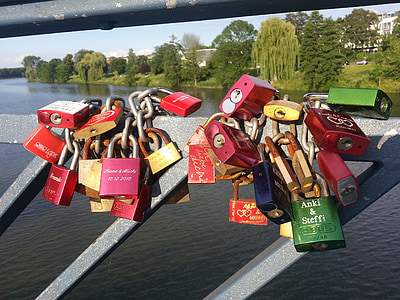 love locks, castles, love, engagement, promise, connectedness, padlocks