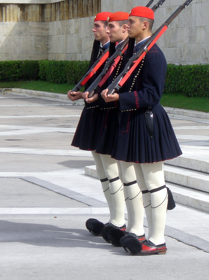 euzonen, athens, parliament, changing of the guard