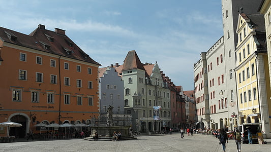 staro mestno jedro, Regensburg, vzhodne Bavarske, Bavarska, Nemčija, arhitektura, Romantični